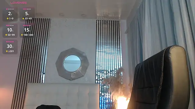 Snapshot of Jessie_williams chatting on June 1, 7:37 pm Jessie williams online show from June 1, 7:37 pm