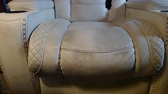 honeylovelace online show from December 22, 9:34 pm