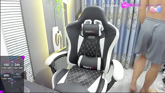 Naughty--asian online show from June 20, 2:58 am