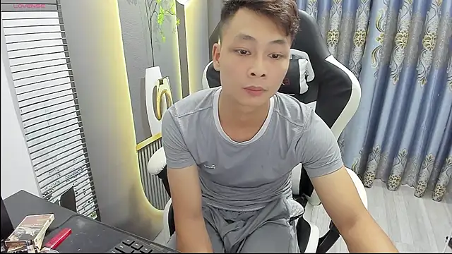 Naughty--asian online show from July 17, 1:07 pm