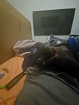 Snapshot of darkhugebbc chatting on October 26, 11:53 pm darkhugebbc online show from October 26, 11:53 pm