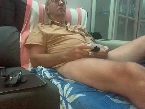 Nudelschwanz online show from October 26, 5:46 am