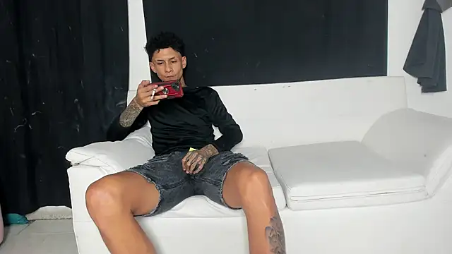self love46 online show from June 18, 3:51 am