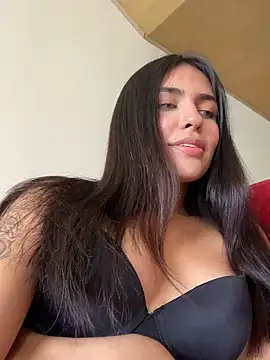 DaphneUwu online show from December 15, 8:36 pm