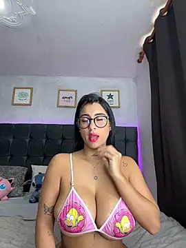 lovely violet13 online show from November 5, 3:01 pm