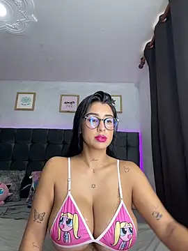lovely violet13 online show from March 25, 4:57 pm