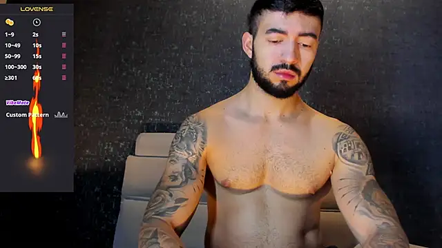Snapshot of MarkWalker__ chatting on June 5, 9:48 am MarkWalker online show from June 5, 9:48 am