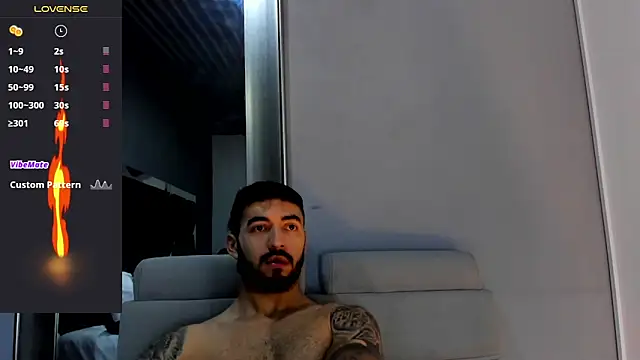Snapshot of MarkWalker__ chatting on June 7, 10:19 am MarkWalker online show from June 7, 10:19 am