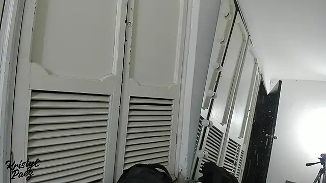 kristyl paez online show from January 8, 7:05 pm