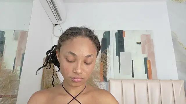 Snapshot of kristyl_paez chatting on June 2, 7:27 pm kristyl paez online show from June 2, 7:27 pm