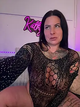 Snapshot of InKed-Kathy chatting on June 28, 9:10 pm InKed-Kathy online show from June 28, 9:10 pm