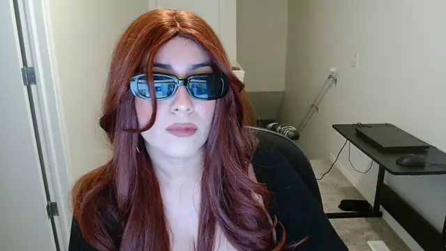 Snapshot of Sassy_Latina chatting on March 21, 3:11 am Sassy Latina online show from March 21, 3:11 am