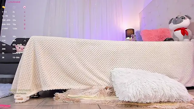 tatikiss  online show from March 4, 2:42 pm