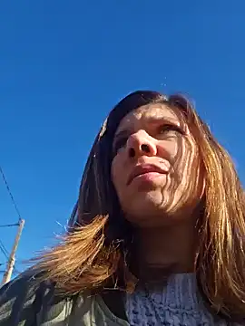 Lina lou4 online show from January 1, 1:37 pm