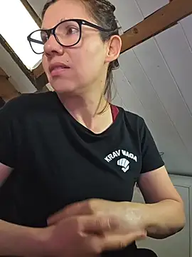 Lina lou4 online show from March 9, 2:10 pm