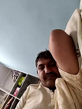 Amandev7 online show from September 10, 9:59 pm