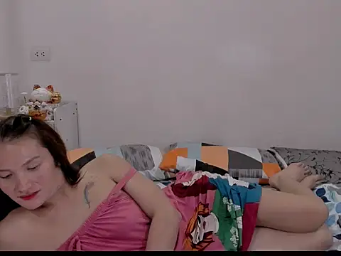 Snapshot of soooooANGEL chatting on May 21, 12:06 am soooooANGEL online show from May 21, 12:06 am