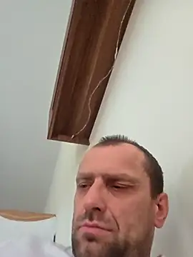 Roman0798 online show from October 25, 10:34 am