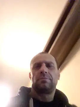 Roman0798 online show from December 15, 2:27 am