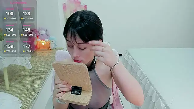 Vivian-6 online show from June 28, 5:02 am