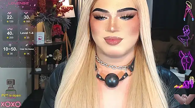 Snapshot of Bitch_Fowler69 chatting on February 13, 4:39 pm Bitch Fowler69 online show from February 13, 4:39 pm