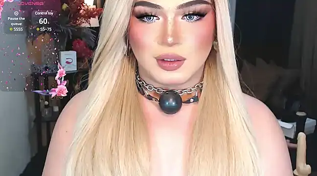 Snapshot of Bitch_Fowler69 chatting on March 21, 6:51 pm Bitch Fowler69 online show from March 21, 6:51 pm