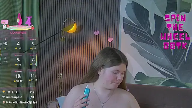 Snapshot of RubyValen chatting on March 22, 1:11 am RubyValen online show from March 22, 1:11 am