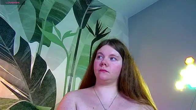 Snapshot of RubyValen chatting on September 15, 1:05 am RubyValen online show from September 15, 1:05 am