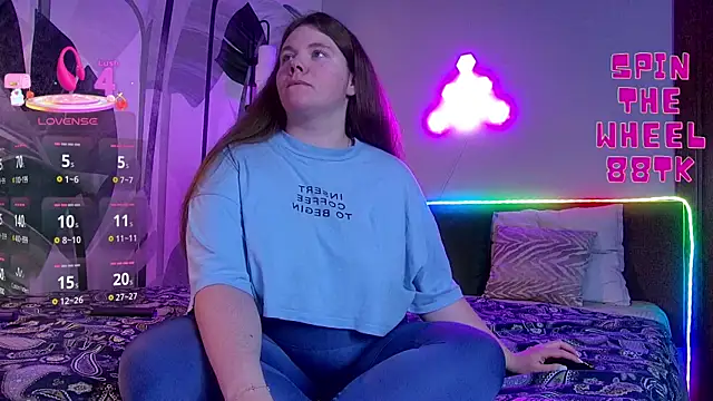 Snapshot of RubyValen chatting on September 18, 1:18 am RubyValen online show from September 18, 1:18 am