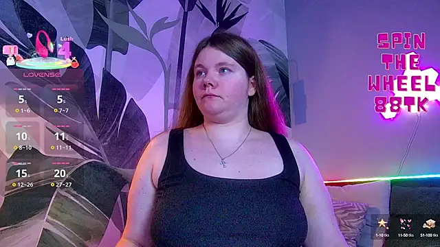 Snapshot of RubyValen chatting on October 10, 12:42 am RubyValen online show from October 10, 12:42 am