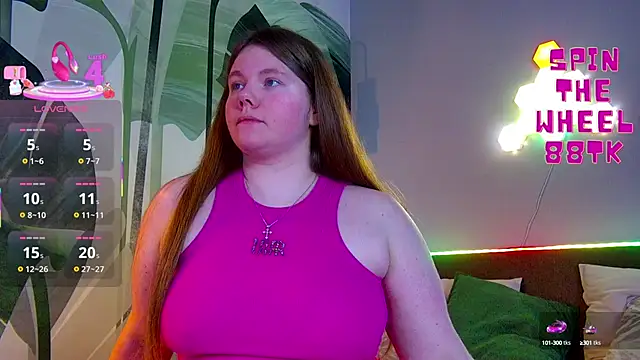 Snapshot of RubyValen chatting on October 13, 12:54 am RubyValen online show from October 13, 12:54 am