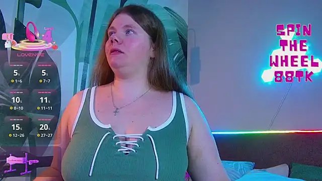 Snapshot of RubyValen chatting on November 12, 1:17 am RubyValen online show from November 12, 1:17 am