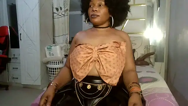 SexyyNana online show from February 5, 11:31 pm