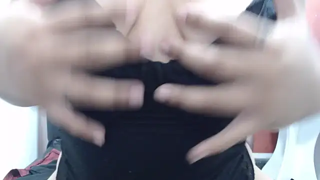 Laura hottt online show from November 15, 4:03 pm