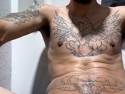 Snapshot of DarkHorse89 chatting on January 14, 2:11 pm DarkHorse89 online show from January 14, 2:11 pm