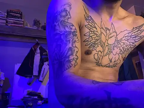 Snapshot of DarkHorse89 chatting on January 26, 7:21 am DarkHorse89 online show from January 26, 7:21 am