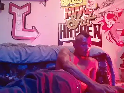 Snapshot of DarkHorse89 chatting on September 22, 7:54 am DarkHorse89 online show from September 22, 7:54 am