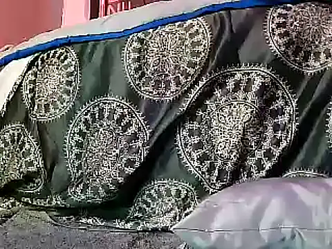 Snapshot of DarkHorse89 chatting on October 7, 1:52 pm DarkHorse89 online show from October 7, 1:52 pm