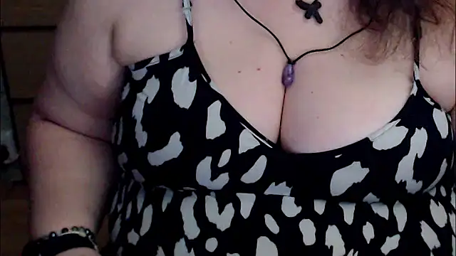 Snapshot of mayasmith chatting on May 27, 6:21 am mayasmith online show from May 27, 6:21 am