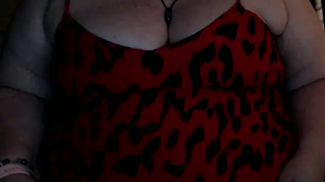 Snapshot of mayasmith chatting on July 7, 12:53 pm mayasmith online show from July 7, 12:53 pm