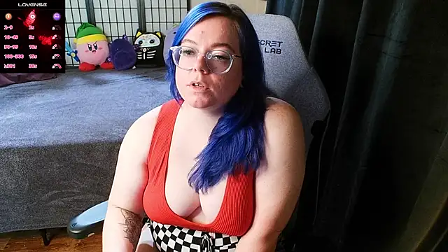 KiraSpitQueen online show from December 13, 1:59 am