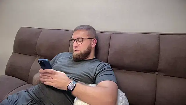 Bear bear  online show from December 28, 10:03 am