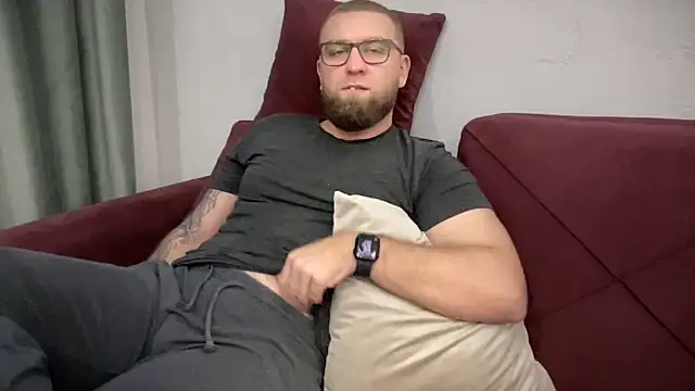 Bear bear  online show from February 3, 3:38 pm