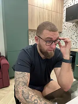 Bear bear  online show from February 28, 2:31 pm