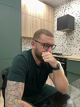 Bear bear  online show from March 3, 1:31 pm