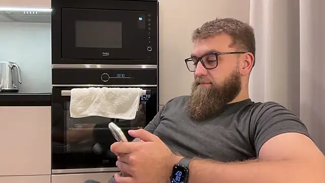 Bear bear  online show from January 6, 3:05 pm