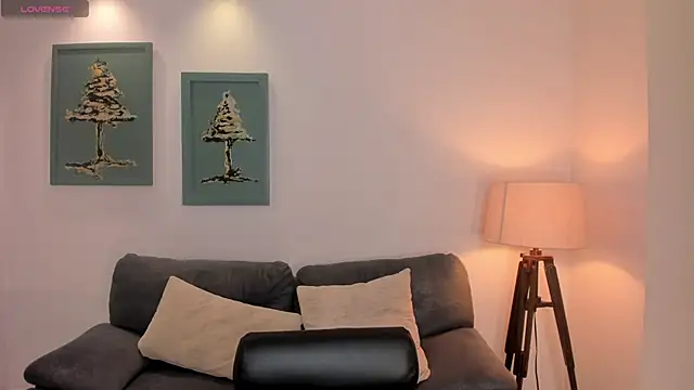 Snapshot of JuanitaClay chatting on December 31, 12:04 pm JuanitaClay online show from December 31, 12:04 pm