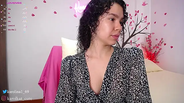 Karolina 1 online show from February 8, 1:44 pm