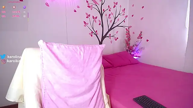 Karolina 1 online show from October 1, 2:01 pm