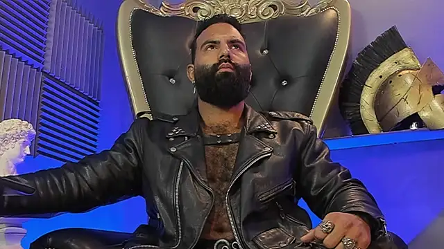 Snapshot of BeardAndrew chatting on October 11, 2:55 am BeardAndrew online show from October 11, 2:55 am